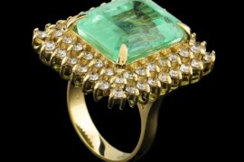 Green Beryl vs. Emerald: Color, Value & Warning