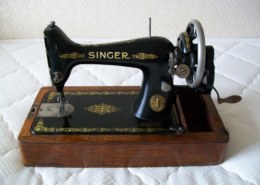 How much is a Singer 99K sewing machine worth?